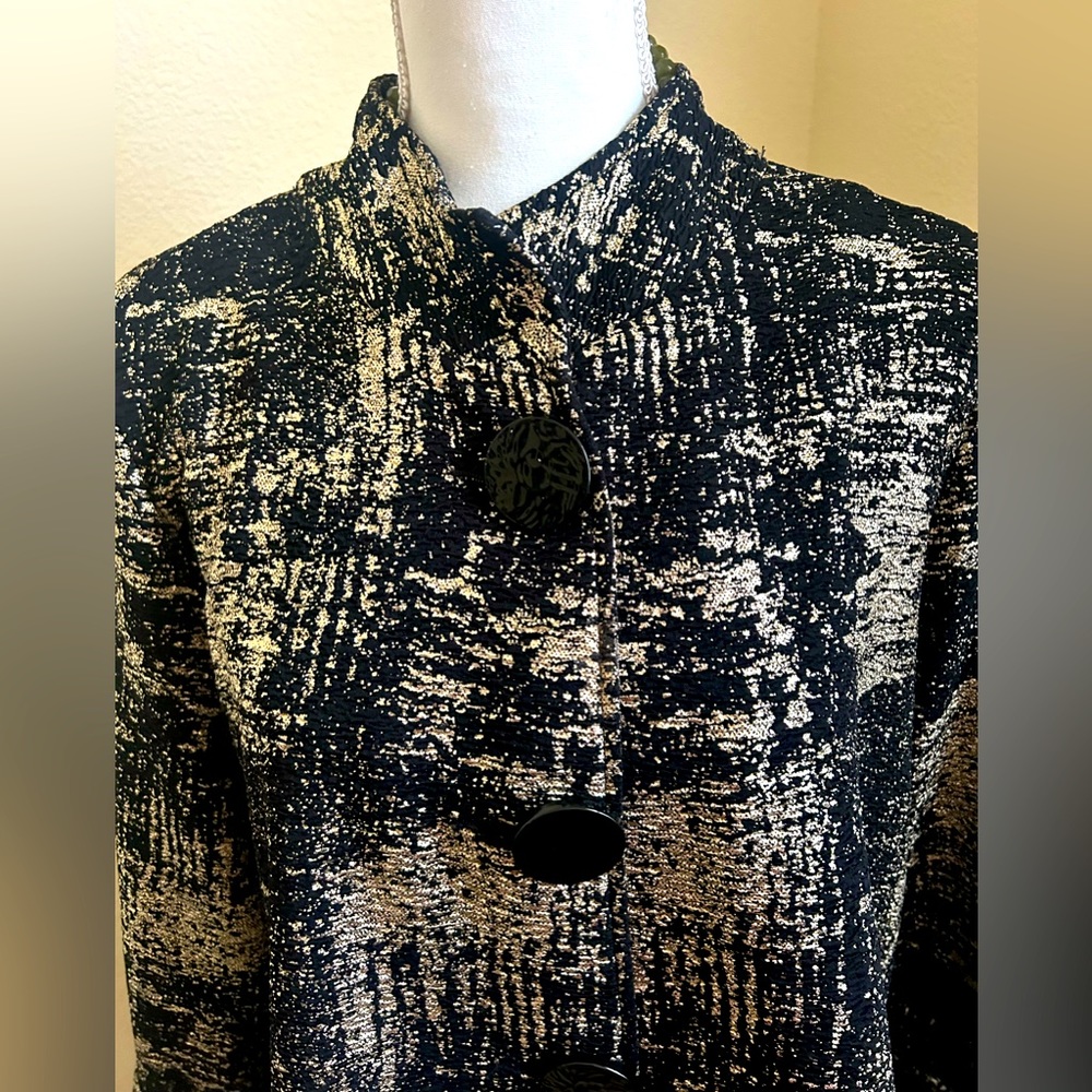 JM Collection ladies 3/4 sleeves evening blouse. Gold & black retro design